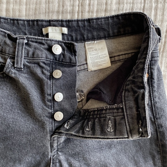H&M slim leg jeans size 4 - Picture 4 of 8